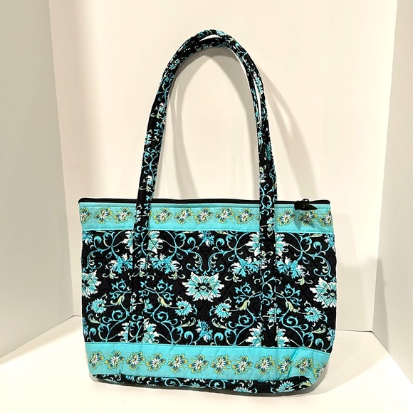 Lemon Hill Small Tote - Picture 2 of 5